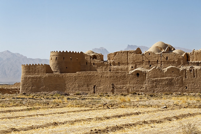 Mehriz-Caravanserail et fort de Saryazd-037